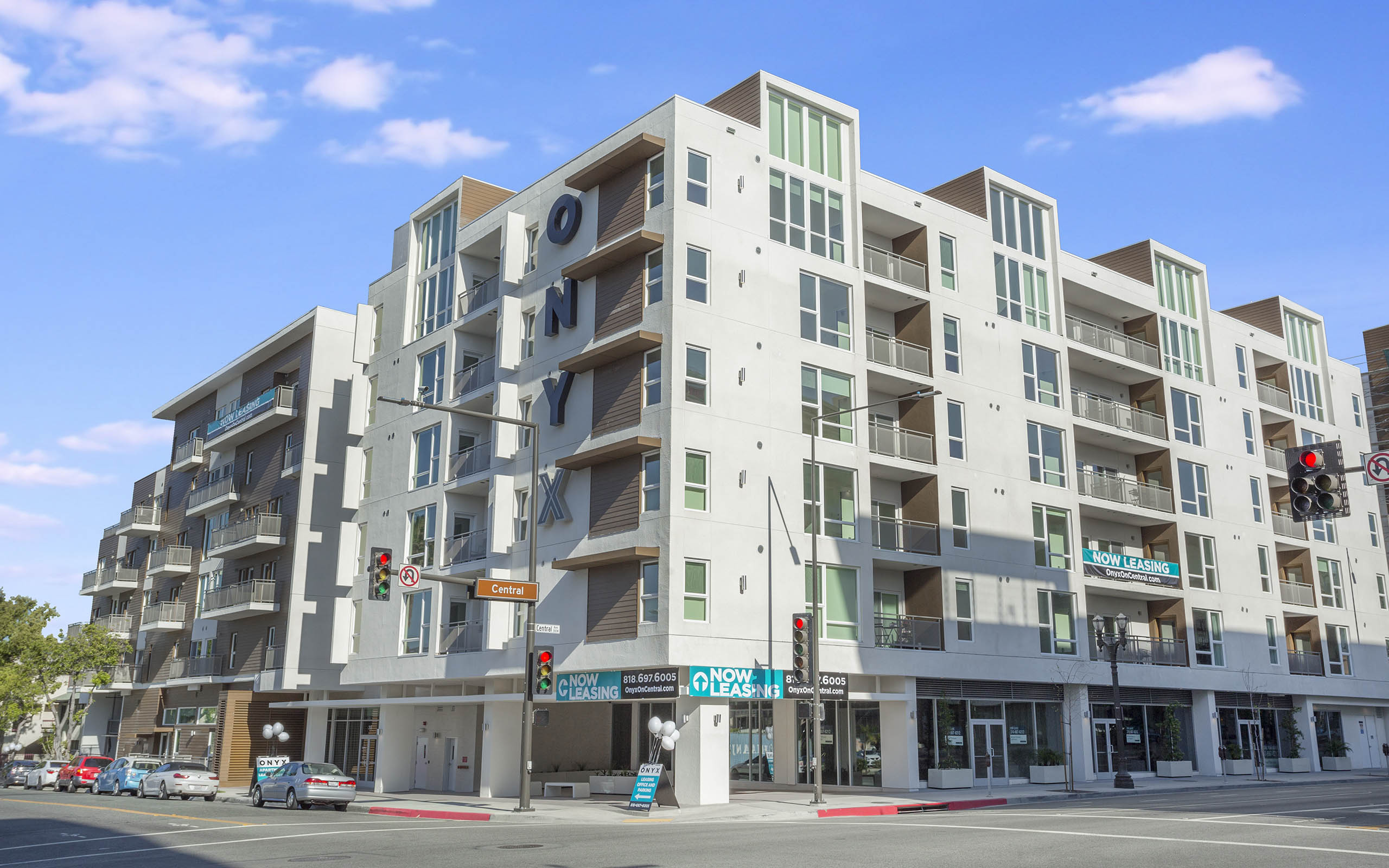 ONYX Glendale Apartments Image 71